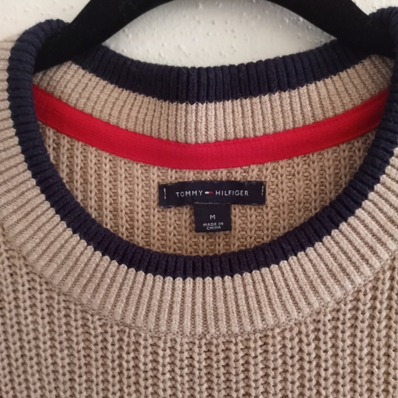 Tommy Hilfiger Womens Bell Sleeve Sweater - Picture 2 of 4